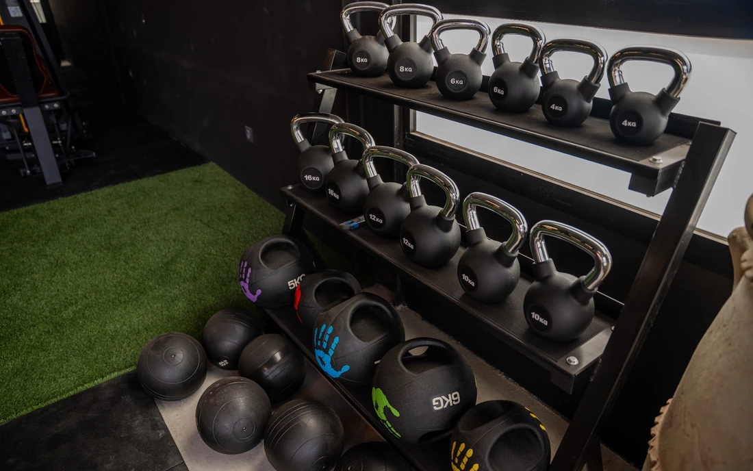 Boutique Surfcamp Marokko Gym Kettle bells