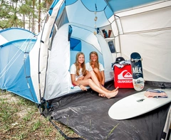 Zelt im Jugensurfcamp St. Girons