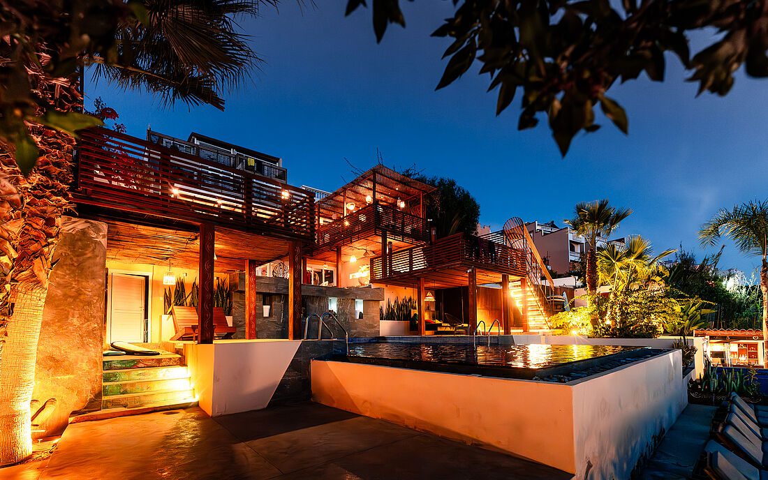 Surf Camp Morocco &ndash; Aourir Holiday infinity pool by night