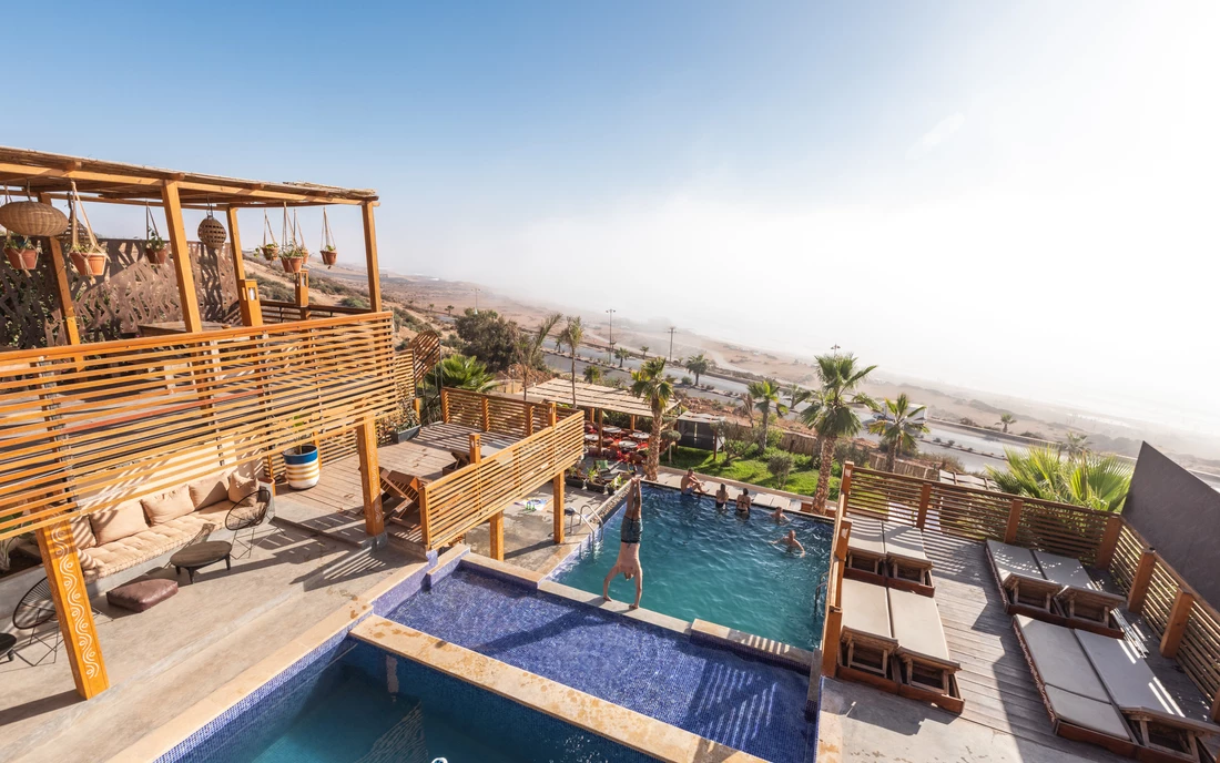 Surfcheck mal anders, vom Pool im Seas View Surfcamp Marokko