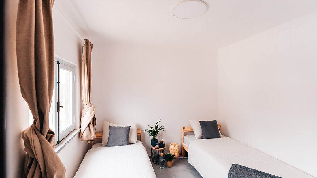 our twin rooms pure surf camp peniche double room accommodation