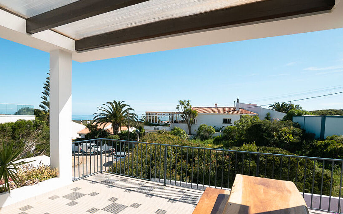 S&uuml;dterrasse mit Blick aufs Meer, die Lodge & Natur 