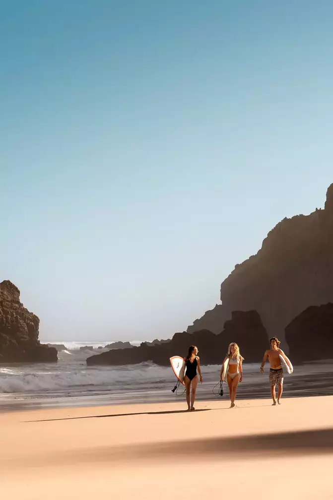 Surflodge Portugal Algarve Surftrip mit Freunden