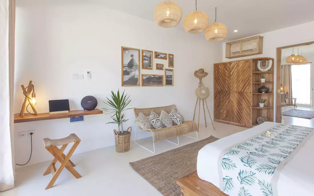 Surfcamp Bali surf der Superior Suite Puresurfcamps