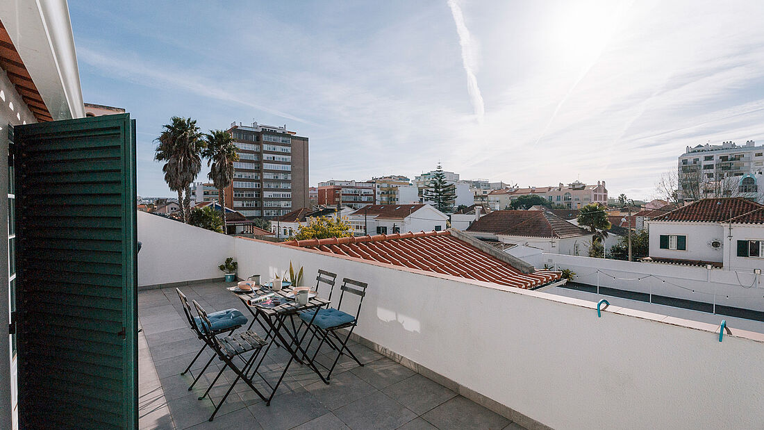 24 Surfcamp Caparica Portugal 5er Komfort Zimmer Dachterrasse