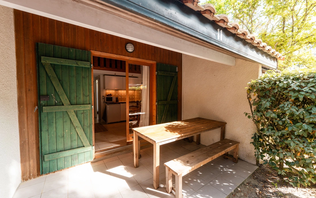 Surfcamp Soustons Plage Frankreich Bungalow Terrasse