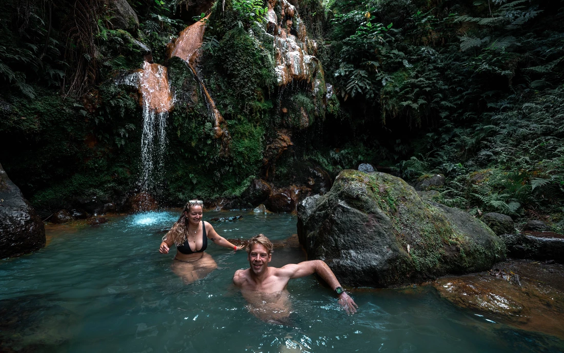 Heiße Quellen mitten in der schönsten Natur