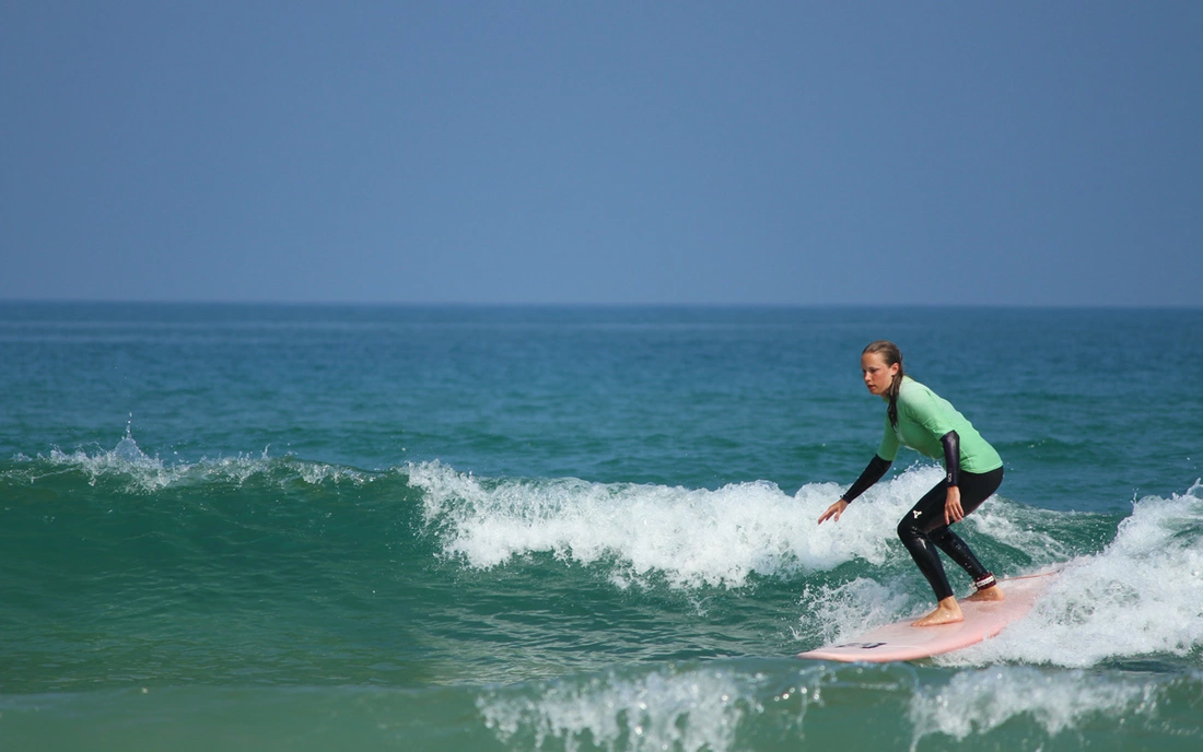 Ein perfekter Beginner Spot Surfcamp Loredo Spanien Surfkurs