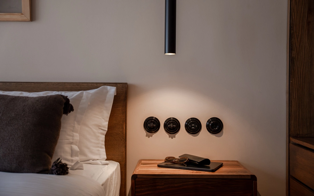 Boutique Surfcamp Marokko Tamraght Doppelzimmer Nachttisch