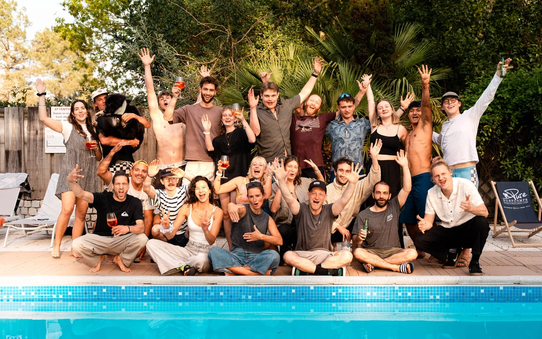 Surfcamp Soustons Plage Frankreich Pool Crew