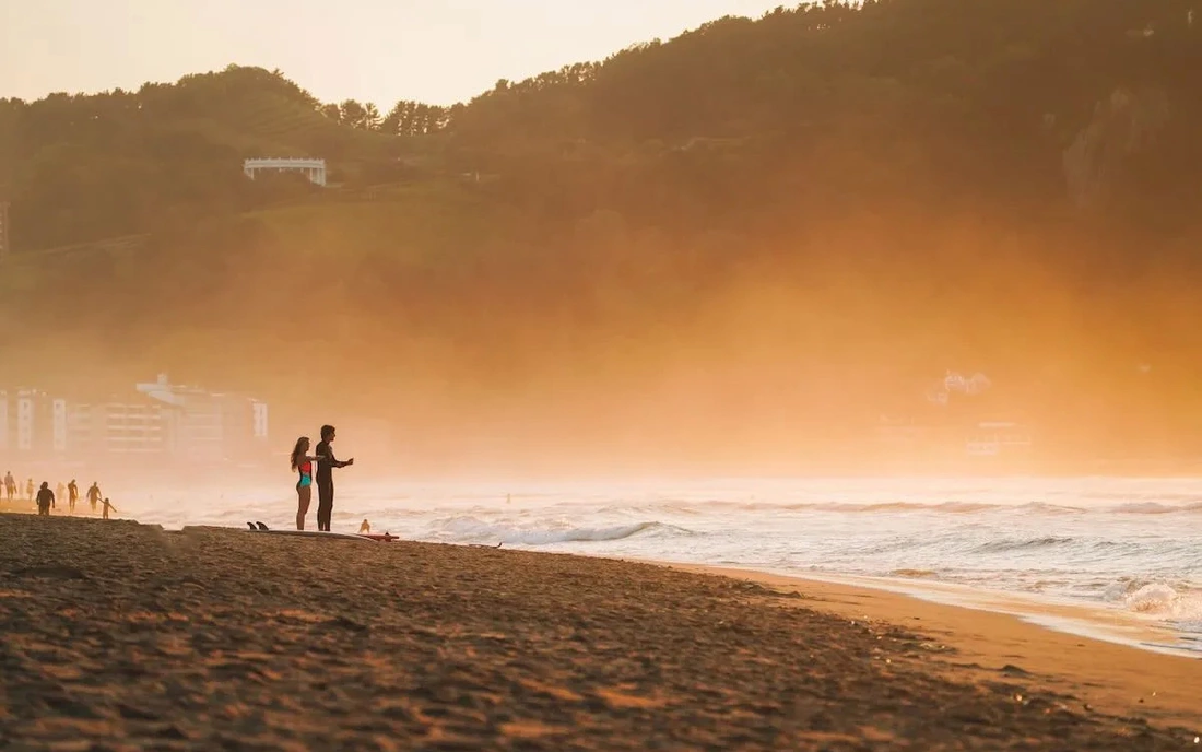 Surfstrand Zarautz Surfcamp Zarautz Spanien