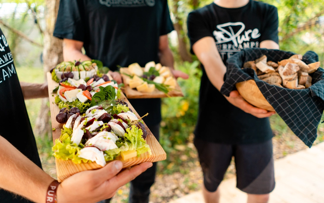 Surfcamp Vieux Boucau Frankreich Wine and Cheese