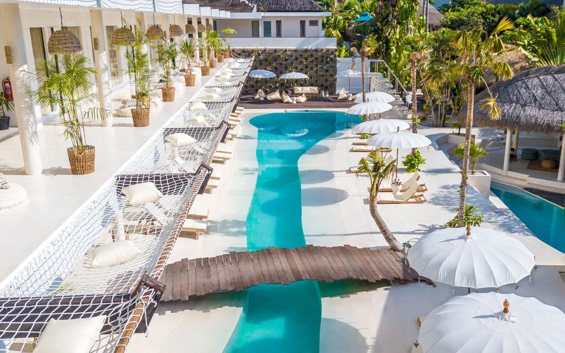 Surfcamp Bali Canggu Strandpool