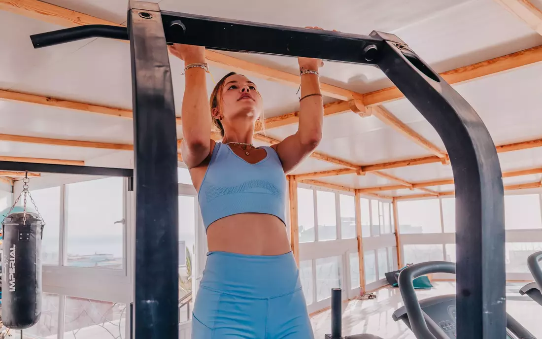 Rooftop Gym im Pure Surfcamp Marokko