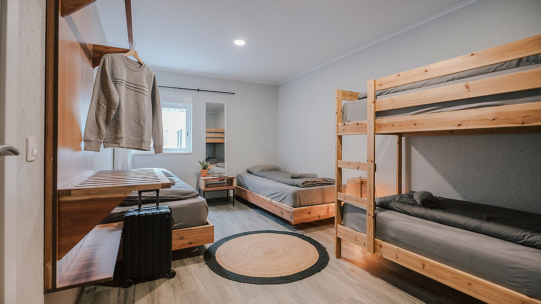 24 Surfcamp Caparica Portugal 4er Zimmer