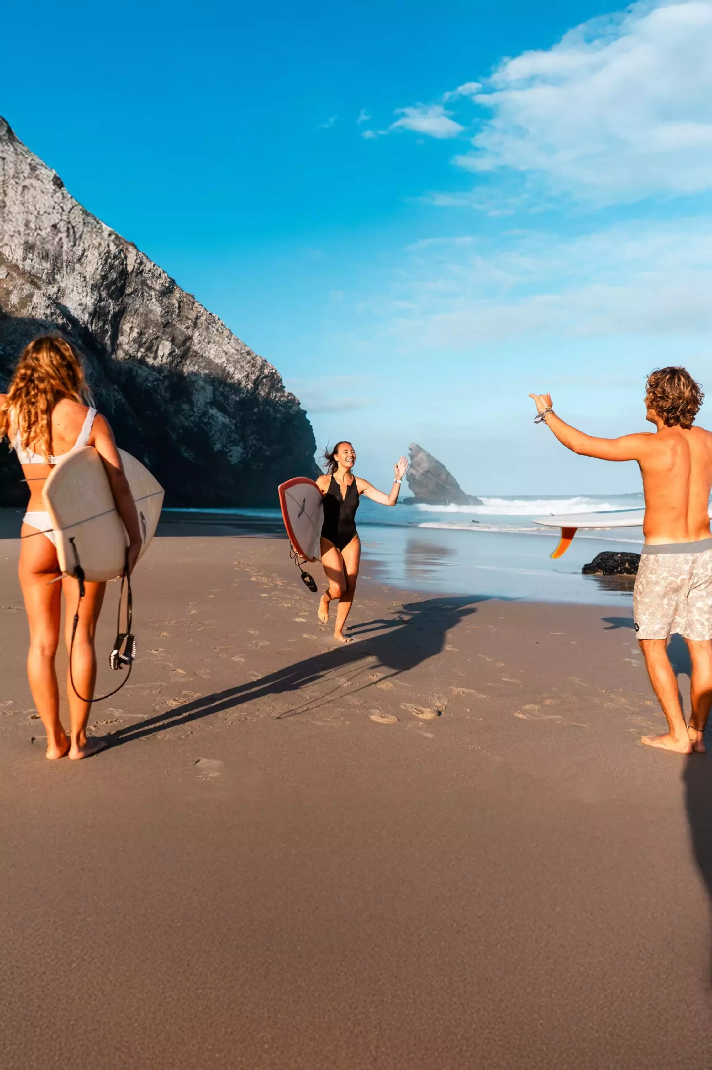 Surfcamp Algarve Portugal Surfen mit Freunden