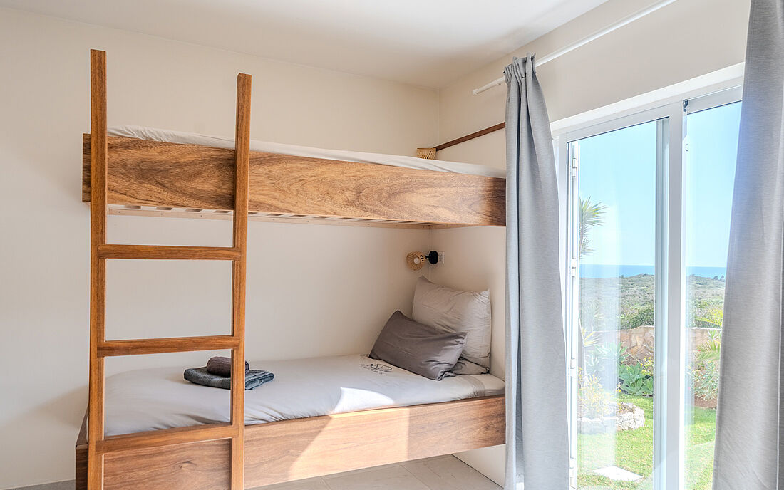 Surflodge Portugal Algarve Mehrbettzimmer