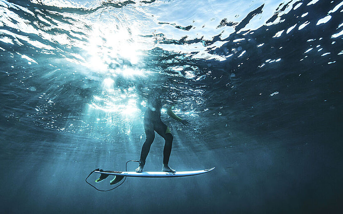 Surfen: Erfahre alles übers Wellenreiten & werde Surfexperte!