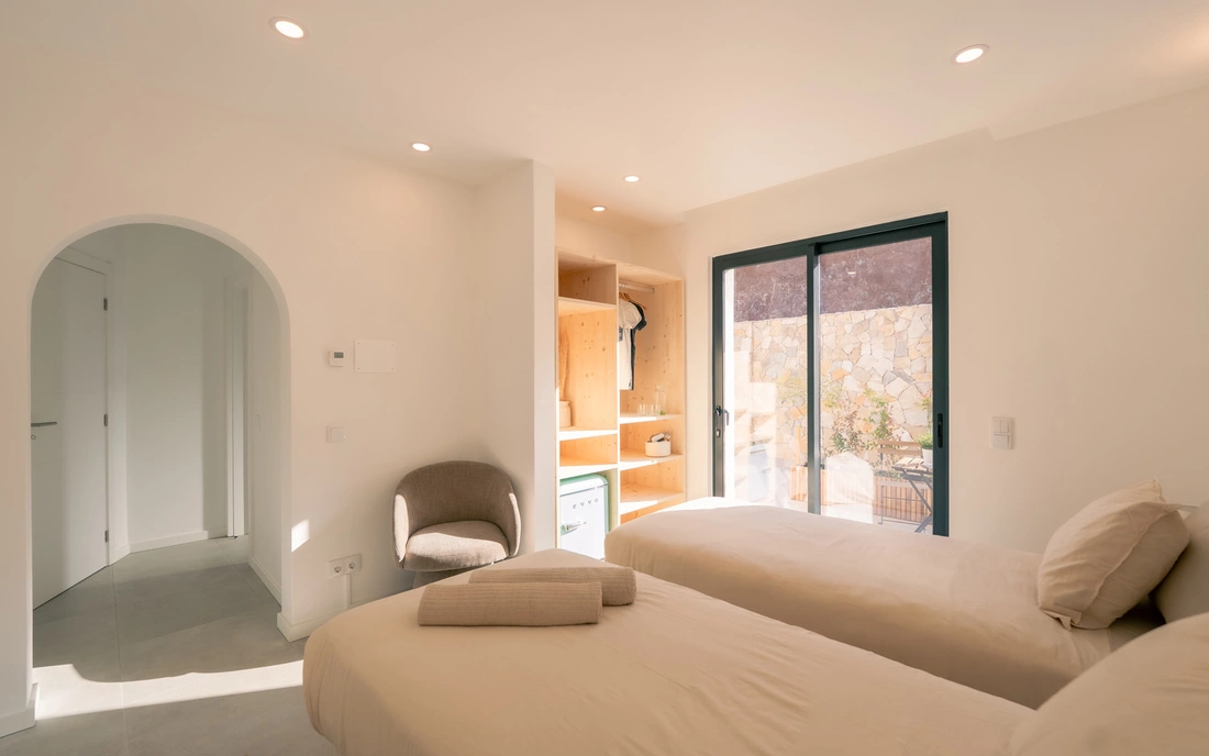 Geräumige Doppelzimmer Surfcamp Algarve Raposeira Portugal Doppelzimmer