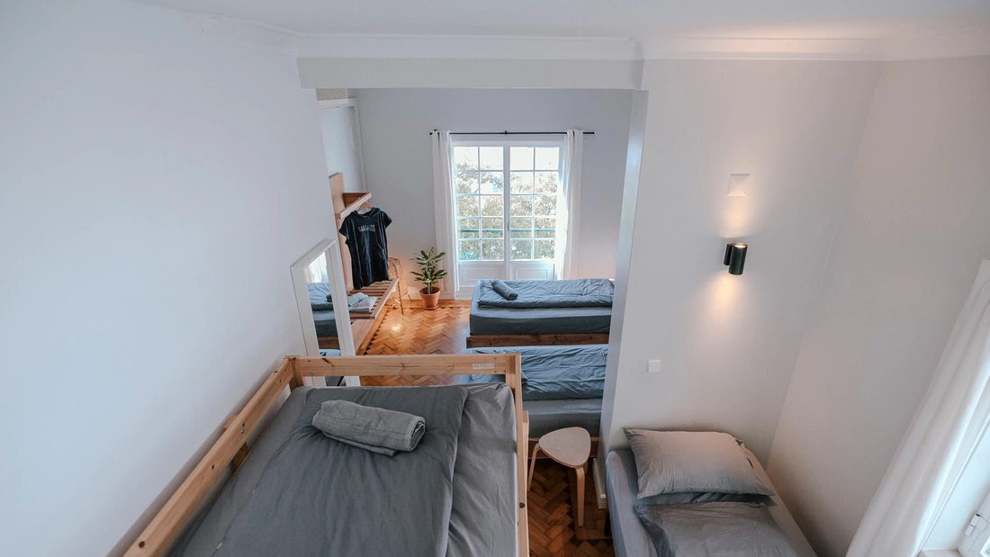 24 Surfcamp Caparica Portugal 5er Zimmer