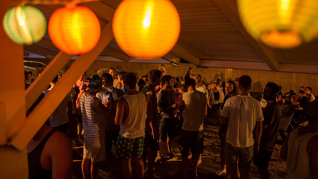 Peniche has plenty of cool bars to party in the evenings and meet new people Community in our Pure Surf Camp Peniche at night