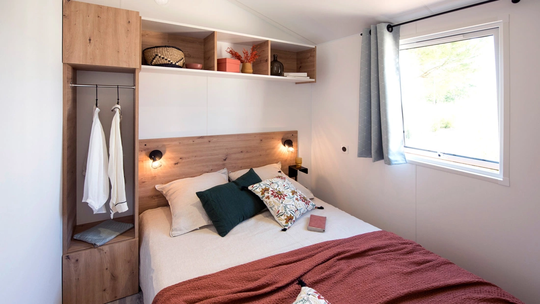 Familien Surfcamp Frankreich Mobile Home Eltern-Schlafzimmer