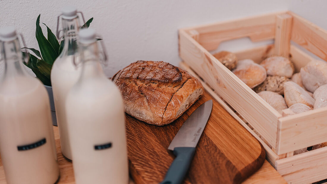 Vegan almond and soy milk Surfcamp Portugal Peniche vegan
