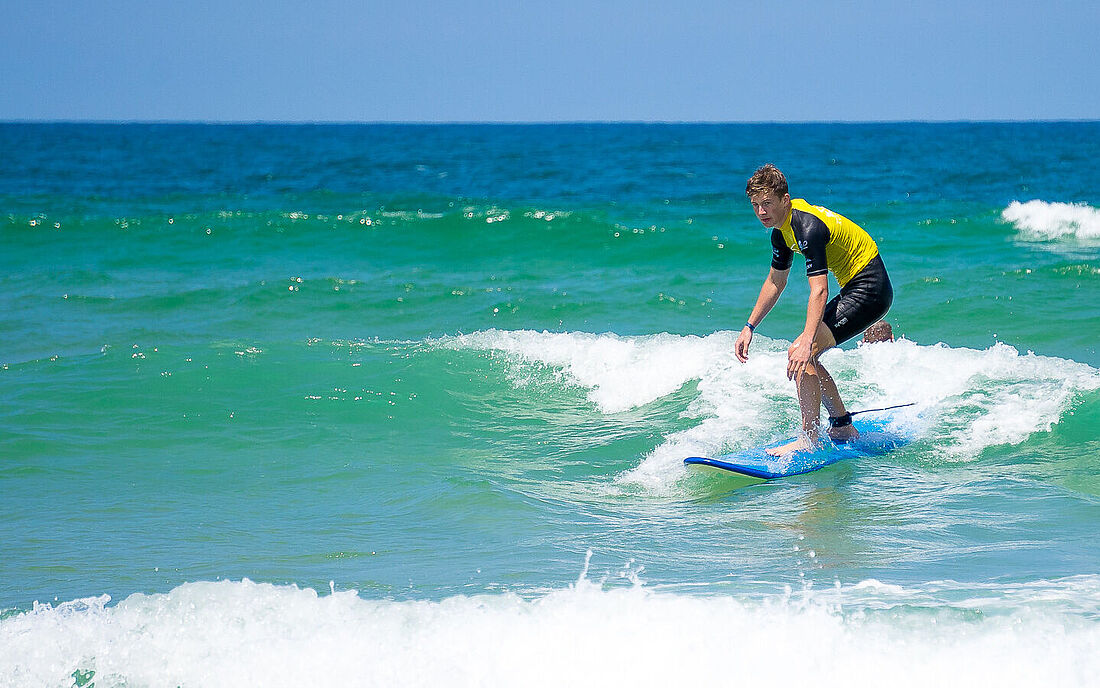Learn to surf in Portugal Learn to surf in Portugal