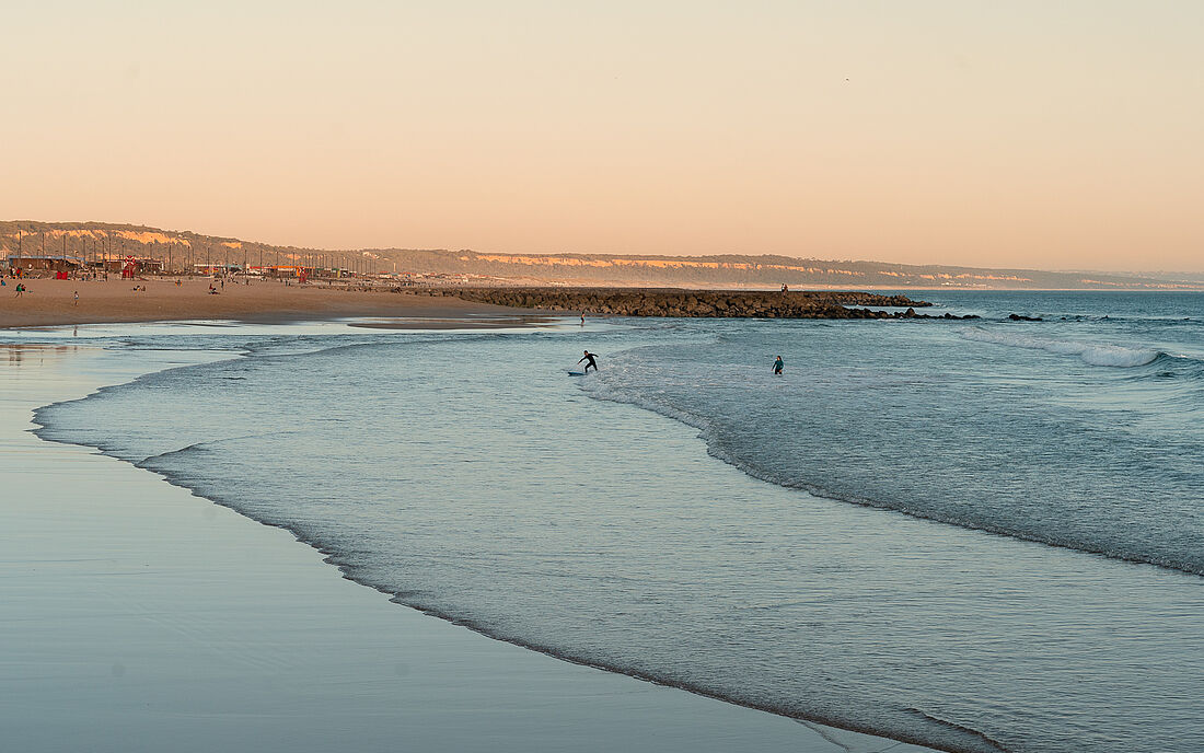 24+ Surfcamp Caparica Portugal Sonnenuntergang
