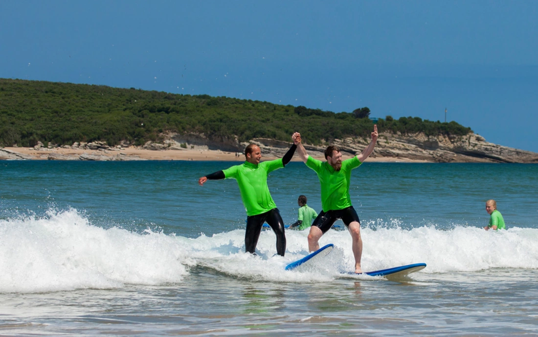 Surfen lernen in Loredo Surfcamp Loredo Spanien Surfen lernen