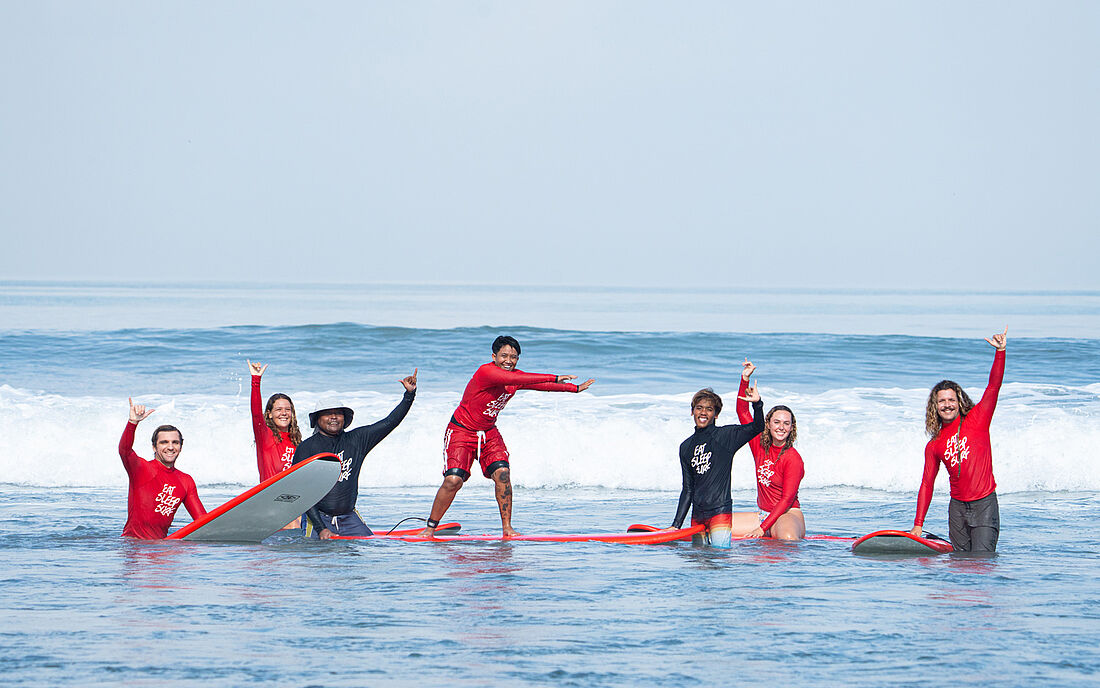 Surfen lernen Bali Seminyak Surfkurs