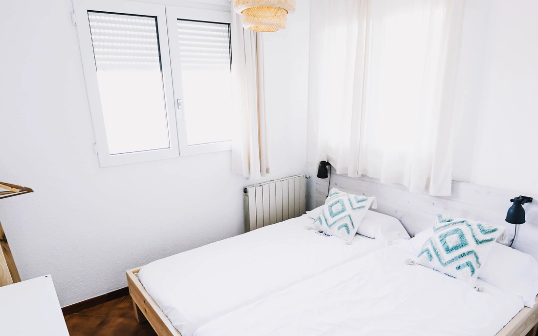 Betten als Twin oder Doppelbett nutzbar Surfcamp Loredo Spanien Einzelbett