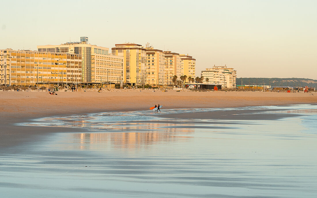 24+ Surfcamp Caparica Portugal Stadt