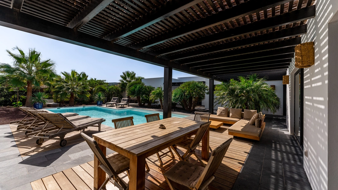 Surfcamp Fuerteventura Lajares Terrasse