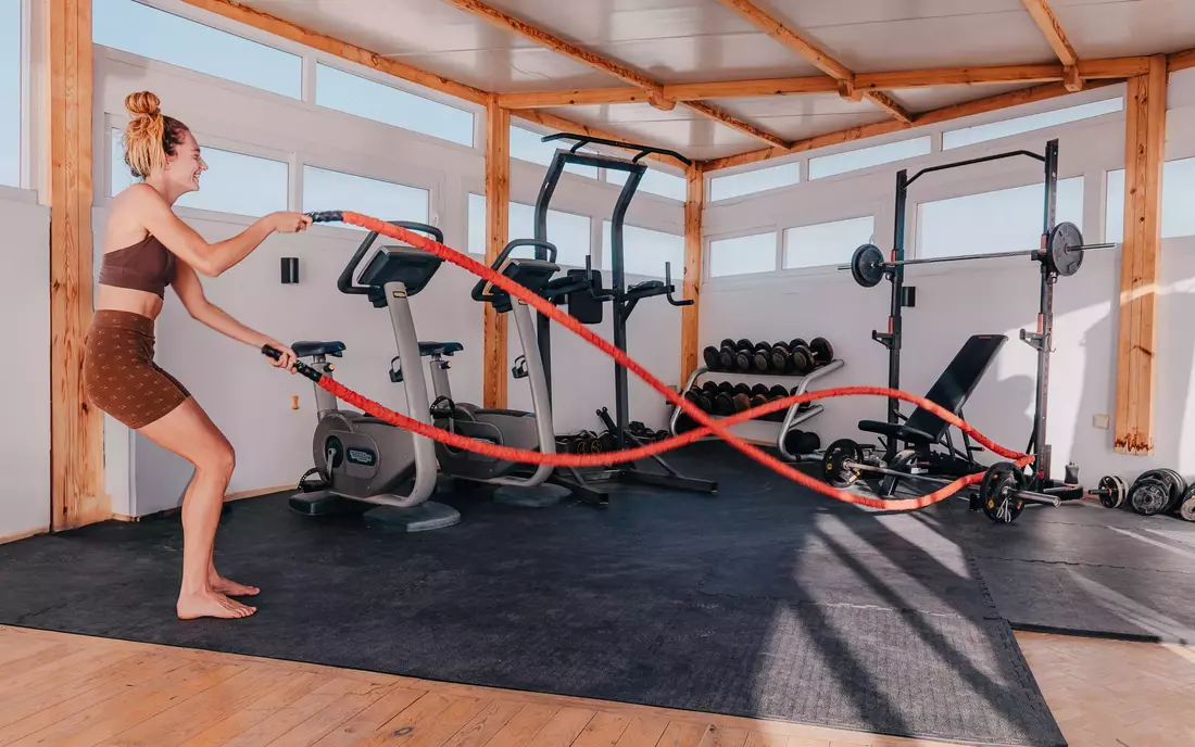 Rooftop Gym im Pure Surfcamp Marokko