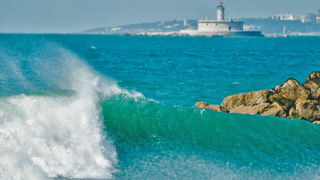 An der Costa da Caparica gibt es zahlreiche Surfspots