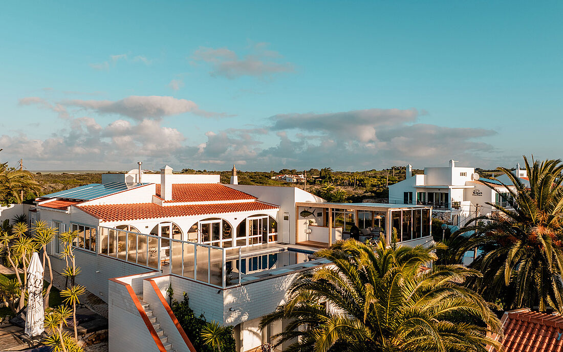 Surflodge Portugal H&auml;user mit Pool