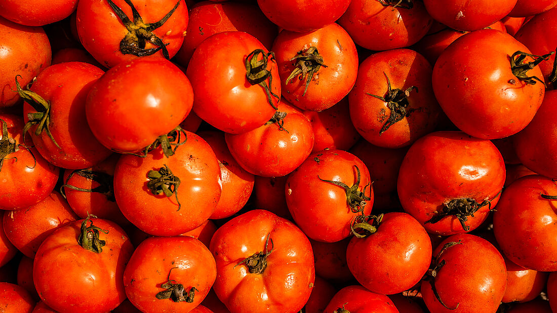 Juicy, flavorful tomatoes