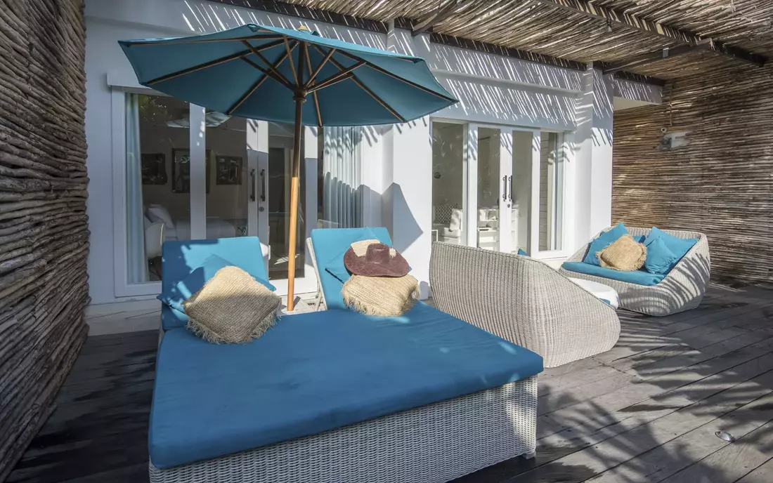 Surf Camp Bali Deluxe Suite terrace