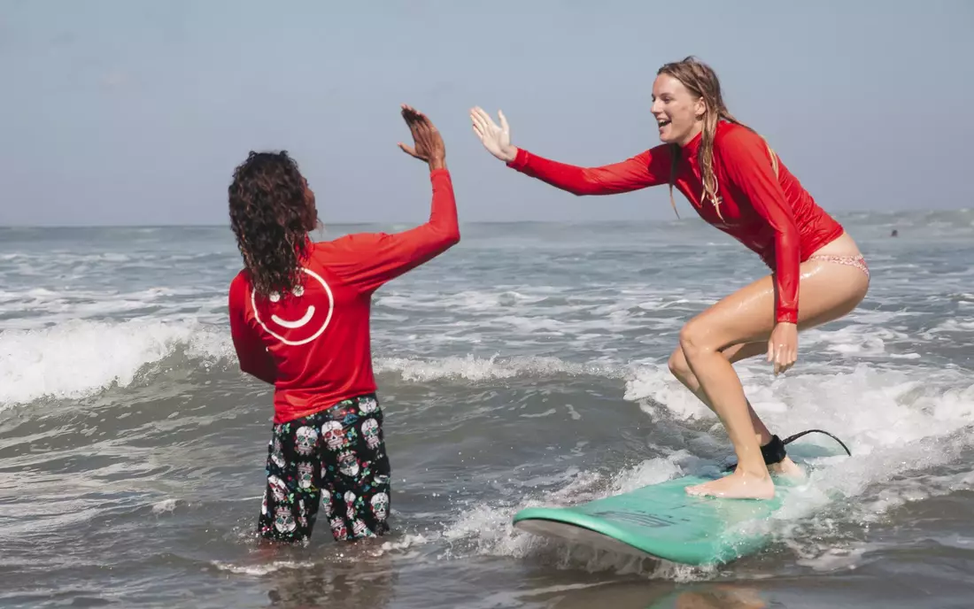 Learn to surf Bali